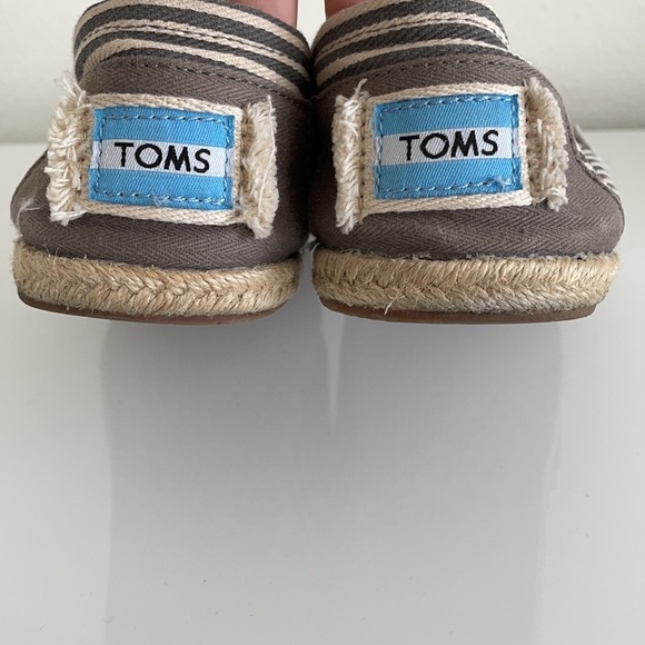 Toms University Ash Grey Striped Espadrille Flats - Picture 7 of 10